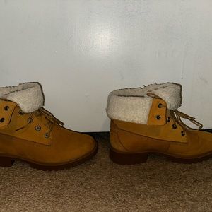 Women’s timberland fold over boots